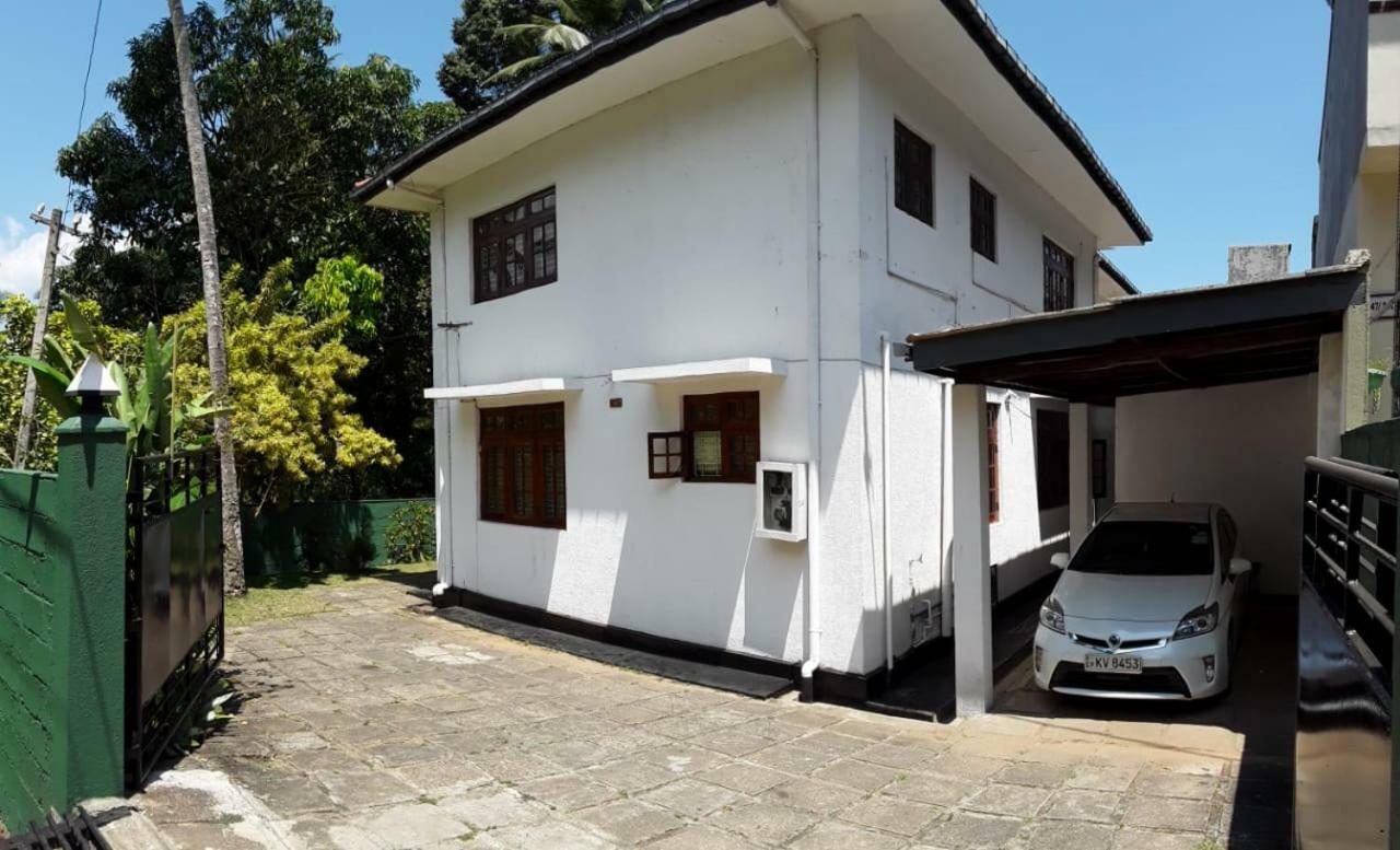 La Sachara Bed & Breakfast Kandy Exterior foto